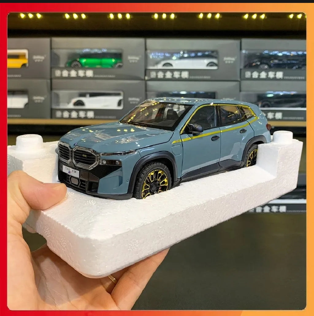 1:24 BMW XM Alloy Car Model Light & Sound Effect Diecast Car Toys